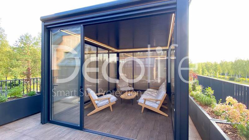 Пергола Decolife Bioclimatic + Остекление S500 - г. Минск, ЖК Зеленая гавань