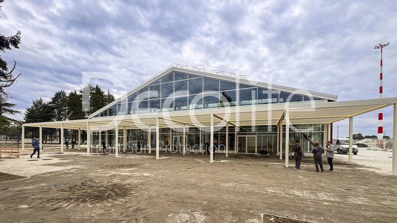 Пергола Bioclimatic B500-25П - Абхазия, аэропорт Сухум