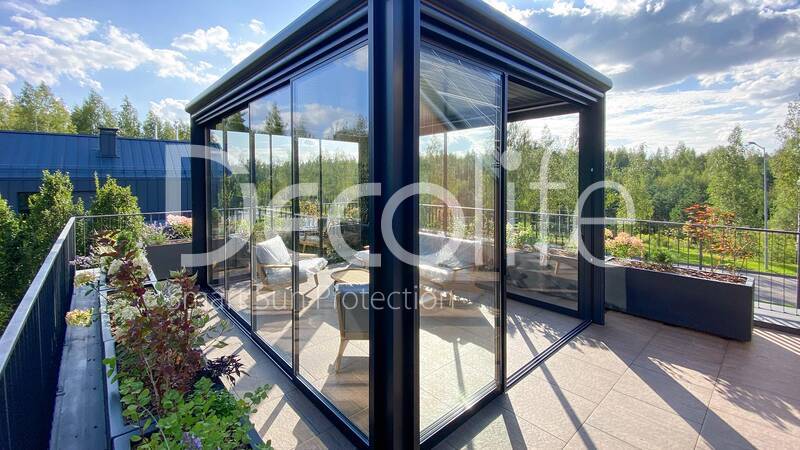 Пергола Decolife Bioclimatic + Остекление S500 - г. Минск, ЖК Зеленая гавань