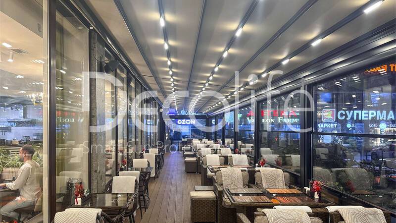 Пергола Decolife Solo Basic + гильотинное остекление W500 - г. Нальчик, кафе 369