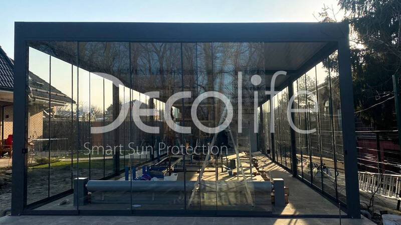 Пергола Bioclimatic Decolife B600 PIR + Раздвижное остекление S200 - г. Краснодар